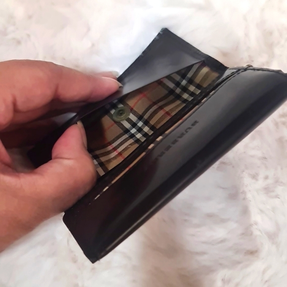Burberry EUC 3 Key Card Holder - Picture 7 of 12